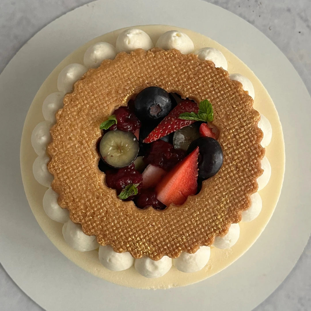 Eggless Mixed Berries Cake (500g)